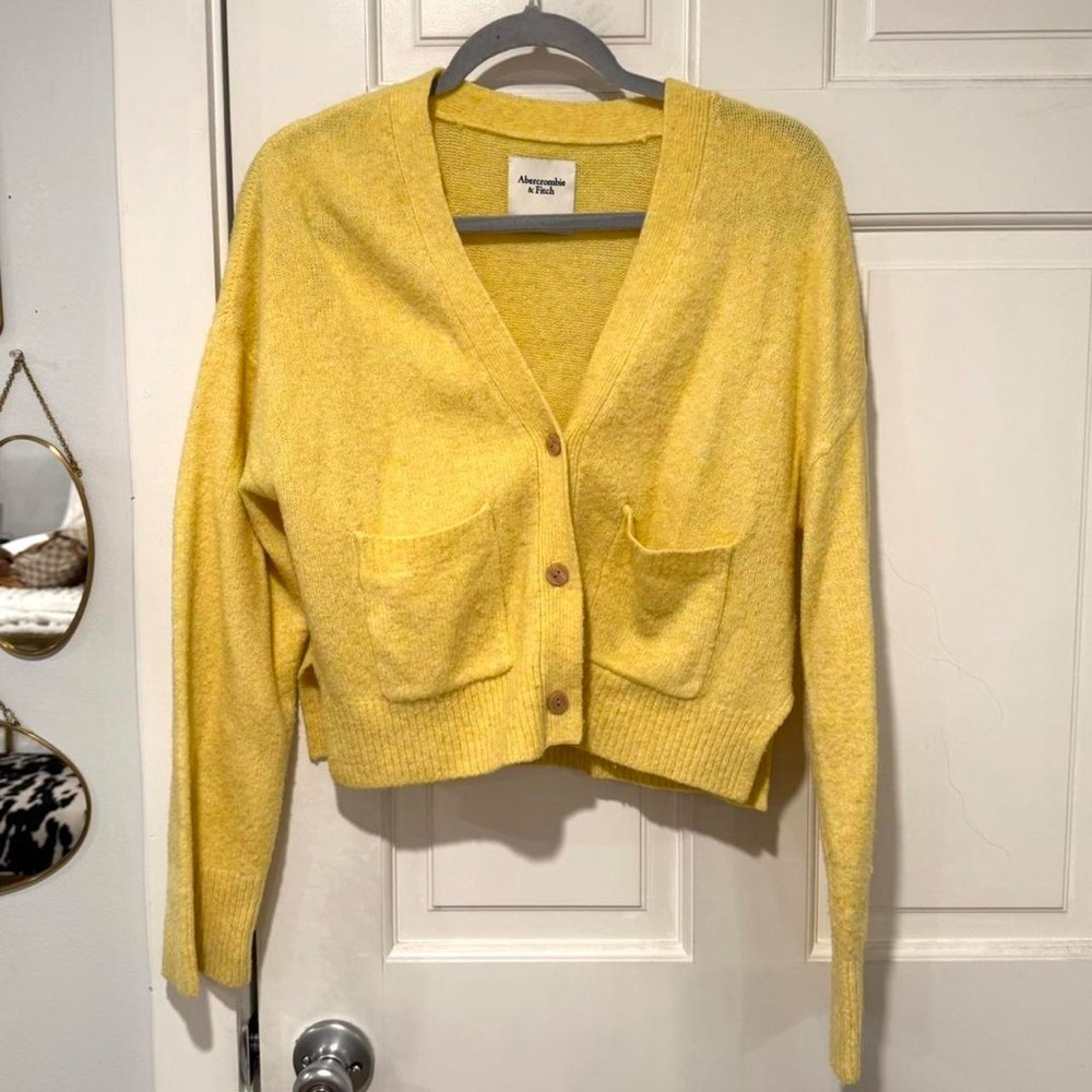 Yellow Abercrombie & Fitch button cardigan